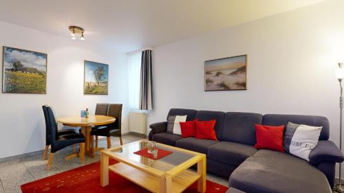 One-Bedroom Apartment with Balcony