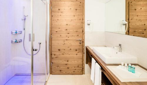 Deluxe Junior Suite