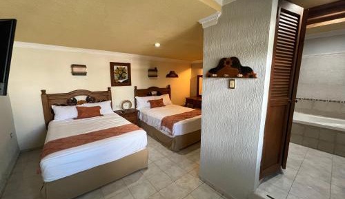 Double Room with Private Bathroom