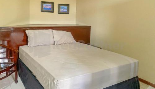 Standard Double Room with Shared Bathroom