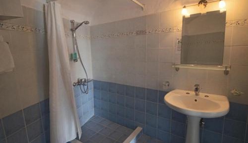 Apartment (2 Adults)