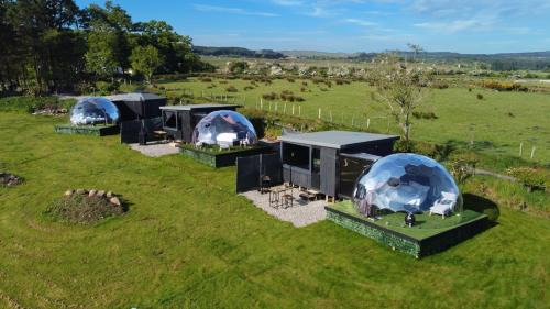 Dome With Hot Tub and Sauna