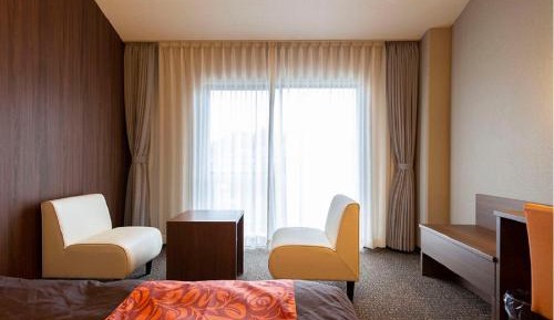 Twin Room with Shared Bathroom