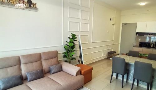 Two-Bedroom Deluxe Apartment with Ocean View