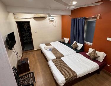 Comfort Triple Room with Shower