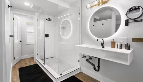 Deluxe Double Room with Shower
