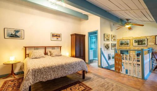 One-Bedroom House