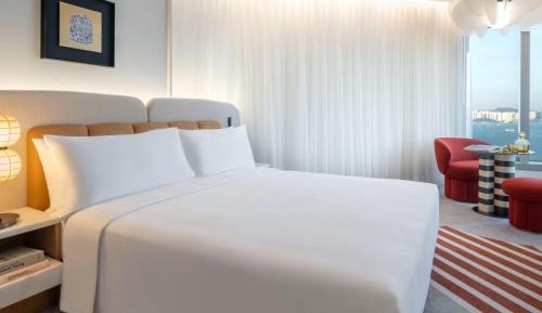 Premier Harbour King Room
