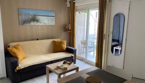 Studio with Balcony