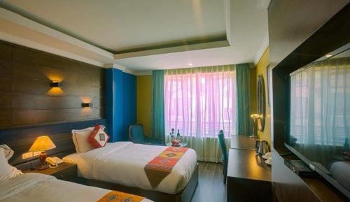 Twin Room with City View