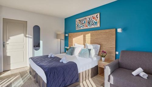 Triple Room with Sea View