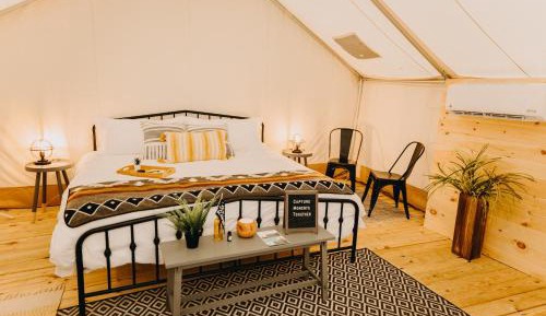 Tent 13