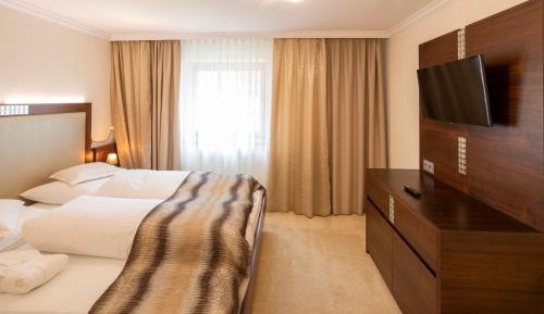 Two-Bedroom Suite
