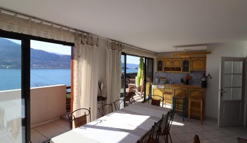 Apartment (6 Adults)