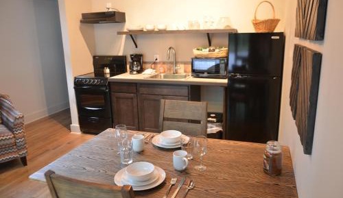 Luxury One-Bedroom Suite