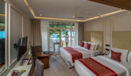 Superior Family Room