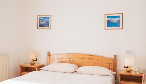 One-Bedroom Apartment (4 Adults)