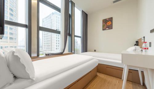 Comfort Twin Room - Shared Bathroom