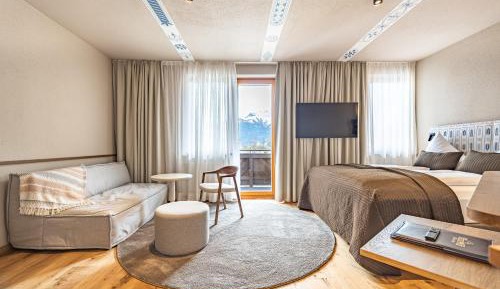 Deluxe Junior Suite