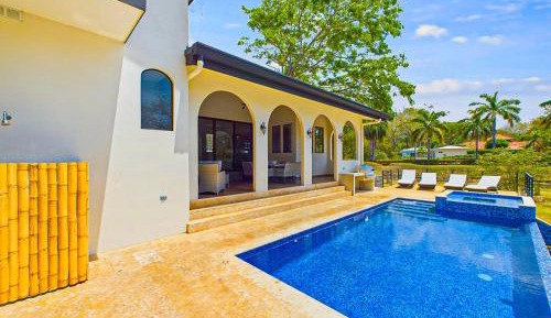 Four-Bedroom Holiday Home