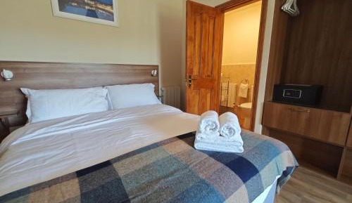 King Room with Mountain View