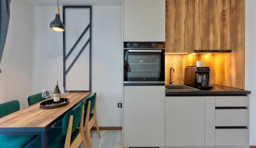 Studio with Terrace with Free Spa Access 