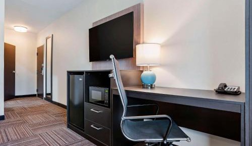 Quadruple Room with Two Queen Beds - Disability Access/Non Smoking