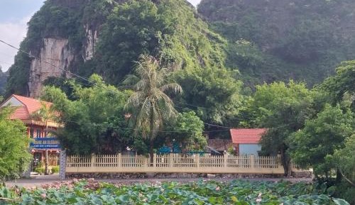 King Room with Pool View