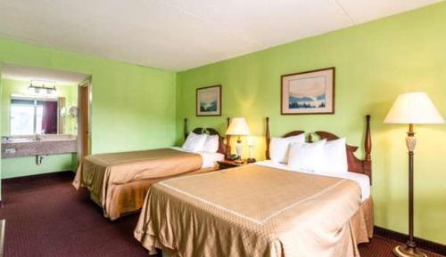 Standard Queen Room with Two Queen Beds