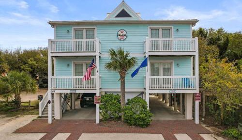 Four-Bedroom Holiday Home