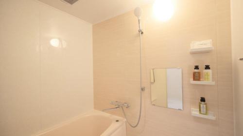 Apartment 302