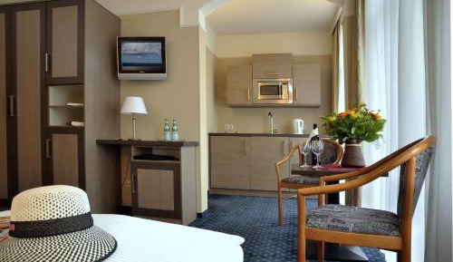 Apartment with Kitchenette 