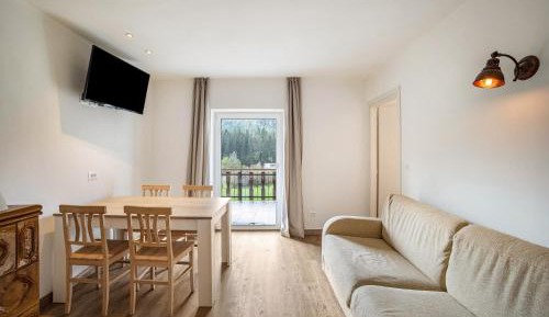 Superior One-Bedroom Apartment