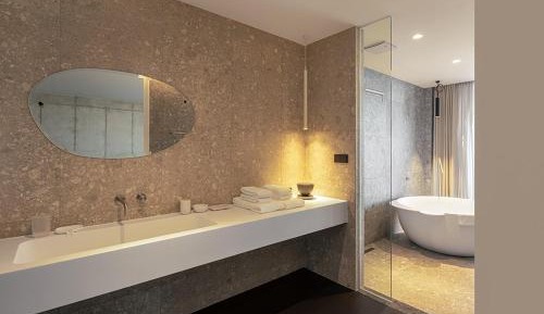 Double Room 1