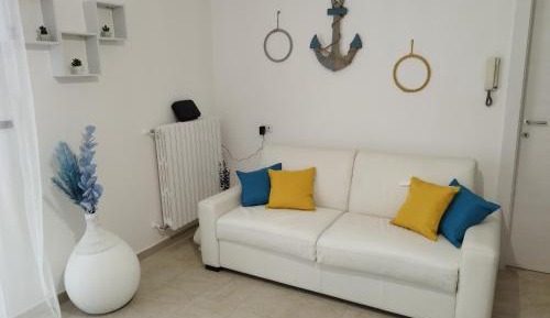 Room #1183859601
