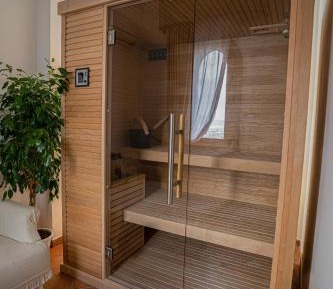 Deluxe Suite with Sea View