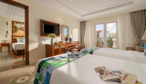 Connecting Family Suite
