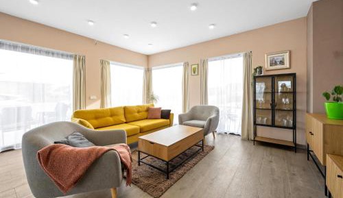 Three-Bedroom Holiday Home 