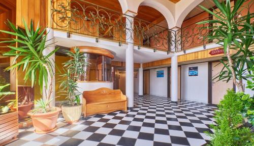 Superior One-Bedroom Apartment with Balcony