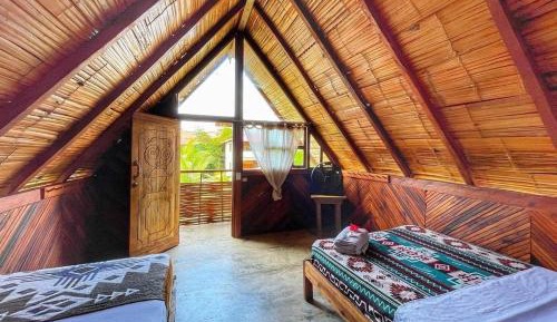 Standard Triple Room with Sea View