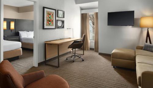 Family Suite, Bi-level Suite