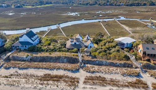 Six-Bedroom Holiday Home