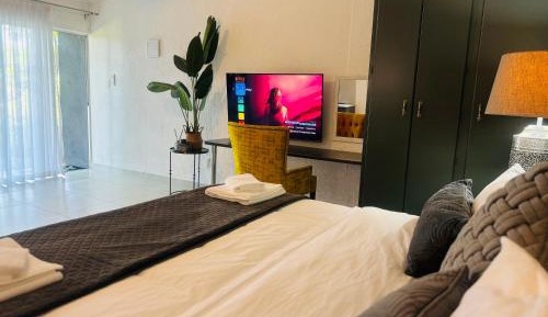 Superior King Room
