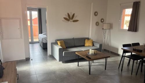 One bedroom apartment No. 28