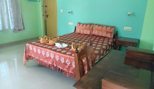 Large Double or Twin Room