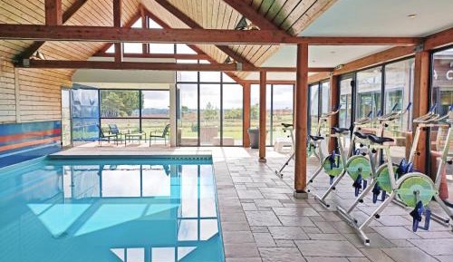 Three-Bedroom Holiday Home 