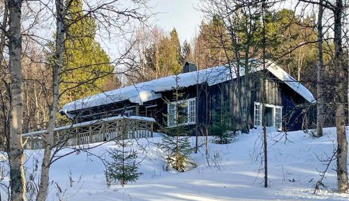 Three-Bedroom Holiday Home 