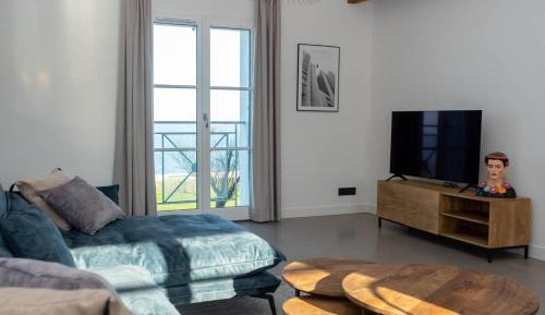 Apartment with Sea View