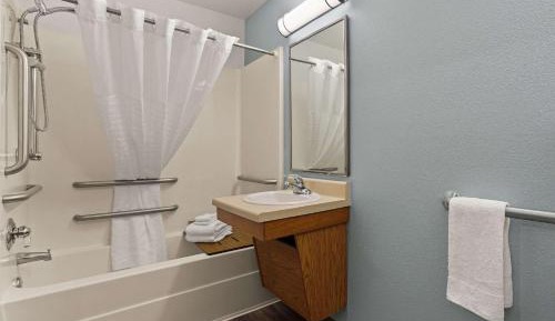 Standard Double Room with Sofa Bed - Accessible/Non-Smoking