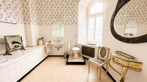 Double Room with Shared Bathroom